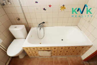 Prodej bytu 3+1, 94 m², mezonet, 2x mansarda, OV, Karlovy Va - 5