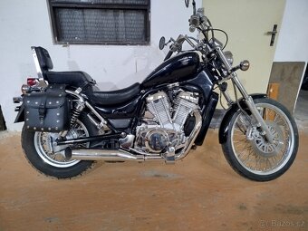 Suzuki VS 600GL Intruder - 5