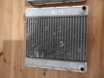 Chladič vody BMW M2, M3, M4 - 5