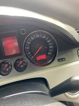Volkswagen Passat B6 - 5
