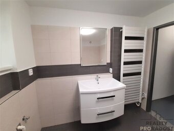 Pronájem bytu 3+kk s balkonem - Hodonín - 5