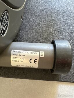 Eliptický trenažer Vision Fitness X6100 - 5