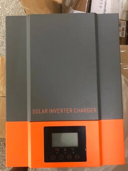 Solární hybridní měnič napětí 3.2kW 24V - 5