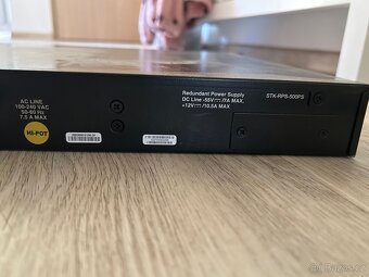 Prodám Switch poe 48 portu stohovatelný. - 5