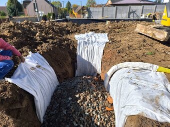 Pomocník na stavbu - 5