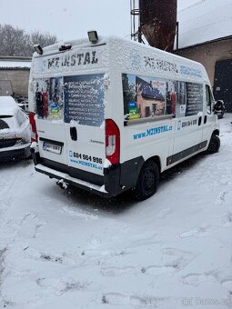 Nákladní Značka:	Citroën Model:	Jumper Palivo:	nafta Objem. - 5