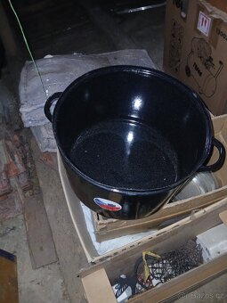 Velké smaltované hrnce - 5