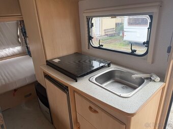 Karavan Sterckemann 490,Garáž - 5