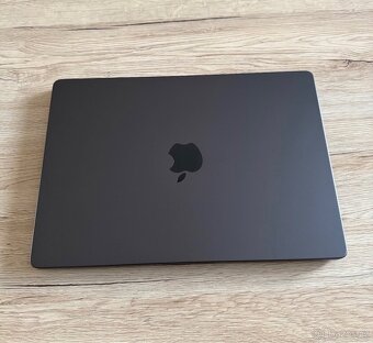 Macbook pro 14 m4 16GB RAM/ 512SSD - 5