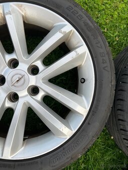 5x110 r17 225/45 kola letní pneu Opel - 5