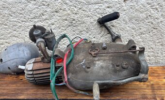 Motor jawa 555 55 - 5