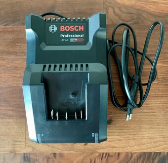 Bosch Professional Procore 4ah + nabíječka - 5