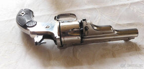 Revolver Mervin Hulbert - 5