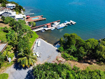 Two Story Wooden Home Czech Village, Roatan - 5