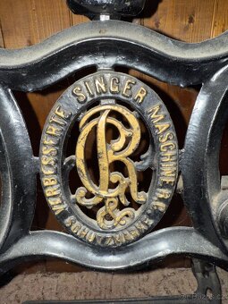 Starožitný šlapací šicí stroj Singer R.C. - 5