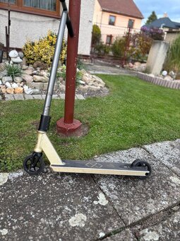 Koloběžka Native Stem - 5