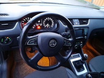 Škoda Octavia Combi III 2.0TDI - 5