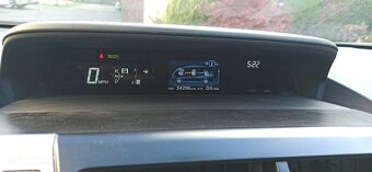 Toyota Prius V hybrid 2017 - 5