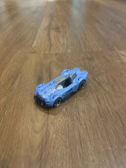 Hotwheels action - 5
