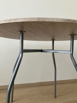 Kulatý jídelní stůl Thyholm, průměr 90 cm, kov/dub - 5