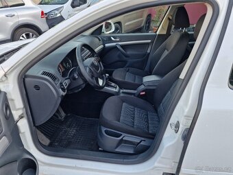 Škoda Octavia 2 Combi 2,0TDI 103KW DSG ELEGANCE TAŽNÉ - 5