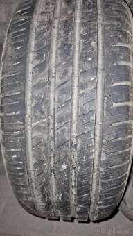 Barum Bravuris 5 215/55 R17
- 5