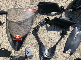 kapoty yamaha yzf R6 2003-2005 + zbytek dílů - 5