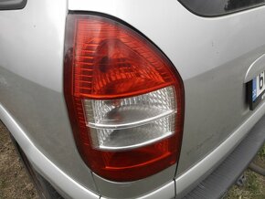 Zadní světla Opel Zafira A - 5
