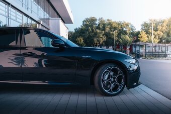 2024 Alfa Romeo Guilia Veloce, 2.0 turbo, 16v, 206kw, at8-q4 - 5