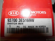Středový ovladací panel Kia Sorento 03-09(93700-3E5169W) - 5