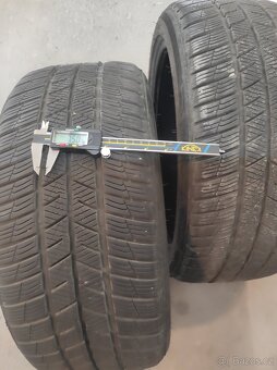 Zimní pneu 225/40 R 18 - 5