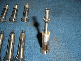 Příslušenství k soustruhu Tos MN 80 kleštiny s dorazem - 5