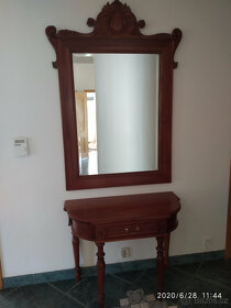 Starožitný nábytek - 5