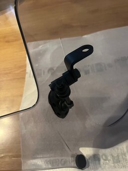 Tónovaný plexi štít - 5