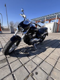 Suzuki M 800 Intruder - 5