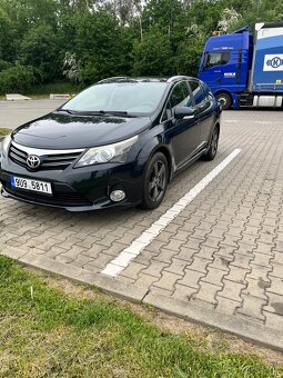 Toyota Avensis - 5