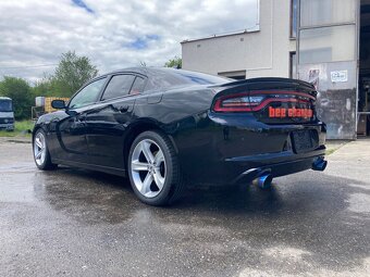 Dodge Charger 5,7 Hemi 410 koní, model 2018, DPH - 5