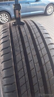 Prodám 4 x letní pneu Michelin 235/60/18 - 5