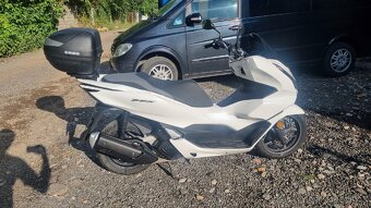 Honda pcx 125 2022 - 5