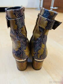 Extravagantní kozačky 36 1/2 Hogl - 5