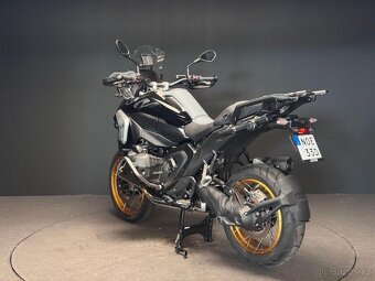 BMW R1300GS TRIPLE BLACK DEMO – 2025, pouze 900 km - 5