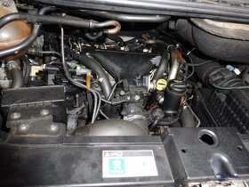2008 Peugeot 807 2.0hdi RHR 100kw náhradní díly - 5