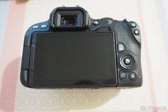 Canon EOS 200D tělo - 5