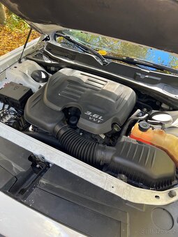 Prodám DODGE CHALLENGER 3.6 - 5