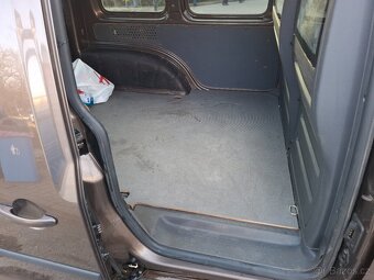 VW CADDY 2,0TDI 103KW DSG - 5