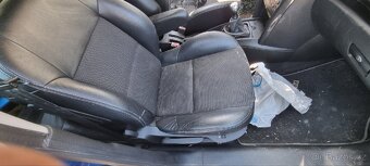 Peugeot 207 hatchback 1.6 hdi - 5