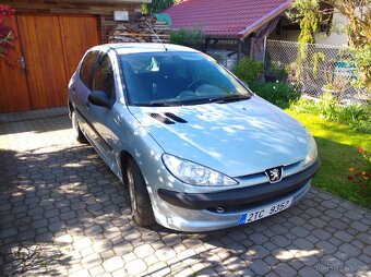 Peugeot 206.1,4 hdi - 5