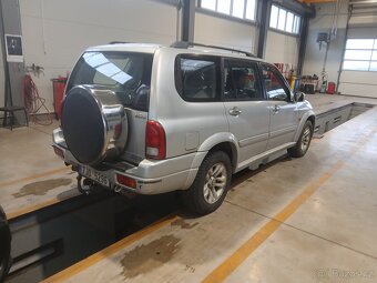 Suzuki Grand Vitara xl7 - 5