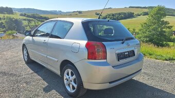 Toyota Corolla E12, 1,4i 71kW, velmi pěkná - 5