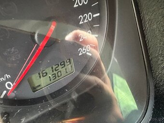 Volkswagen Golf IV - 5
